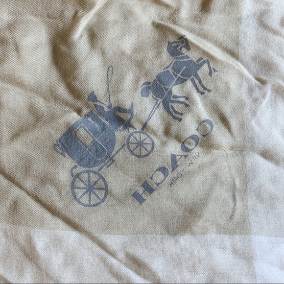 NWOT Authentic Coach Wool Blend Big Square Shawl - Picture 6 of 6